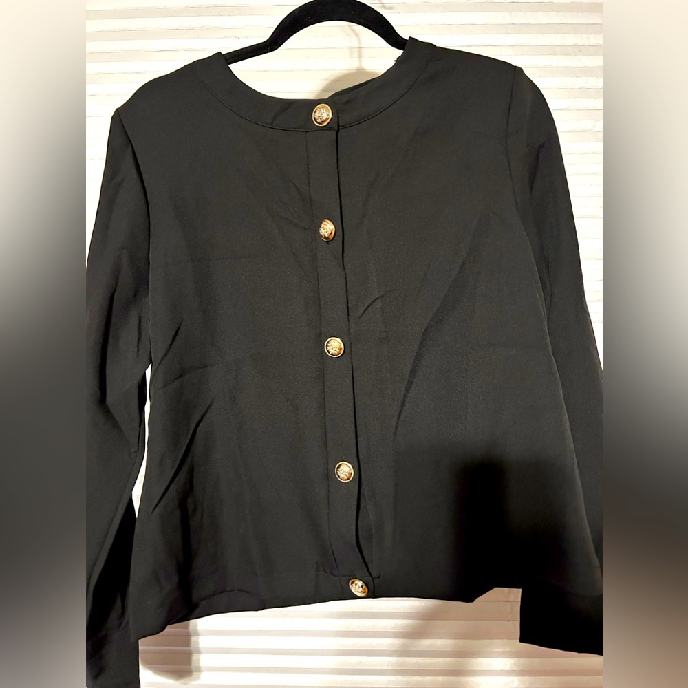 NWOT black Rayon Button Up Top with Gold Buttons Large